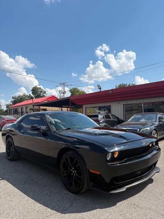 2018 Dodge Challenger 3rd Gen - Image 2 of 11