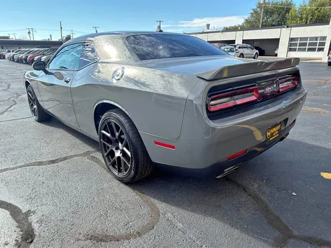2018 Dodge Challenger SXT