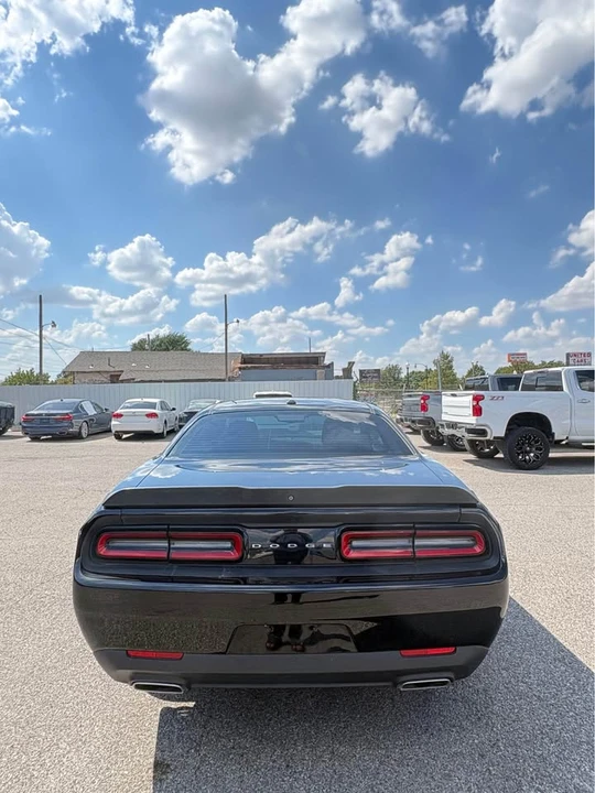 2018 Dodge Challenger 3rd Gen - Image 5 of 11