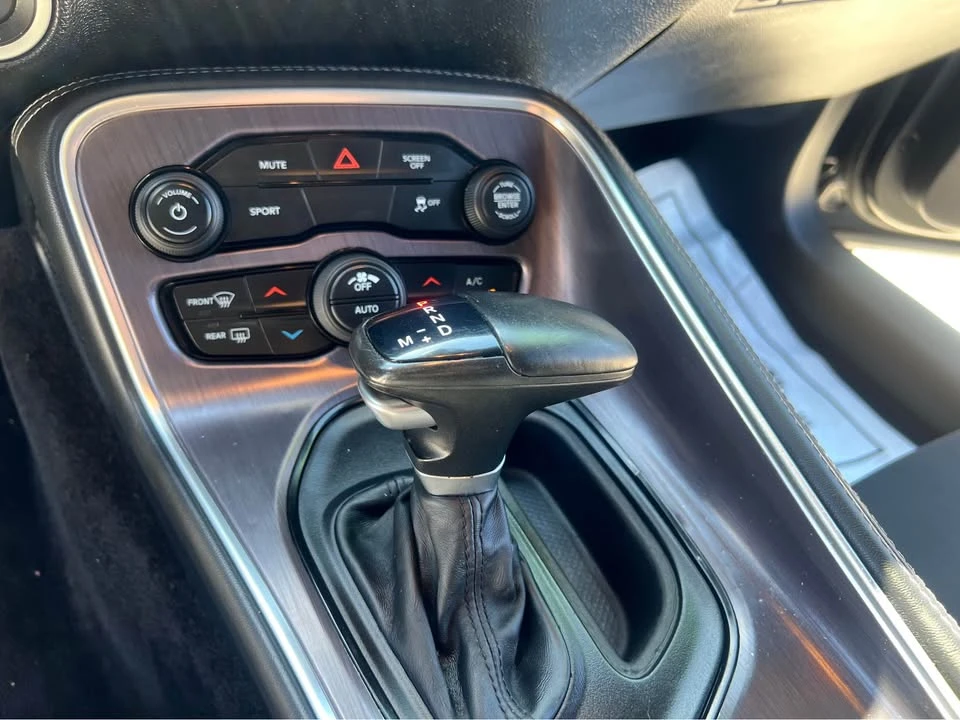 2018 Dodge Challenger 3rd Gen - Image 10 of 15
