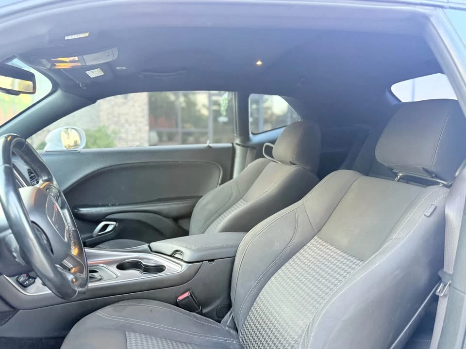 2018 Dodge Challenger 3rd Gen - Image 9 of 16