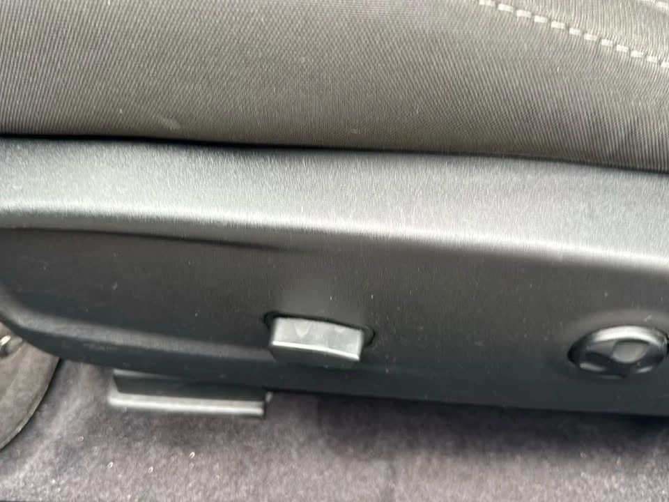 2018 Dodge Challenger 3rd Gen - Image 11 of 20
