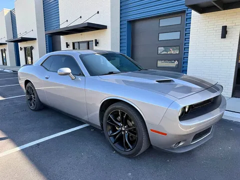 2018 Dodge Challenger SXT Coupe 2D