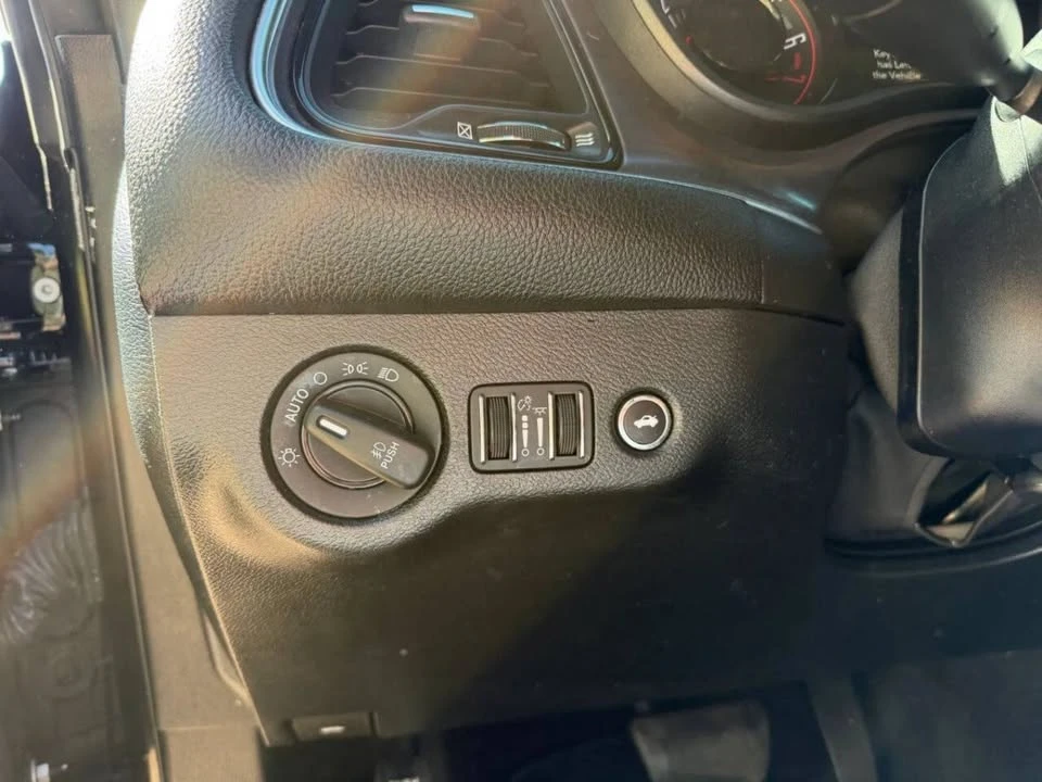 2018 Dodge Challenger 3rd Gen - Image 19 of 20