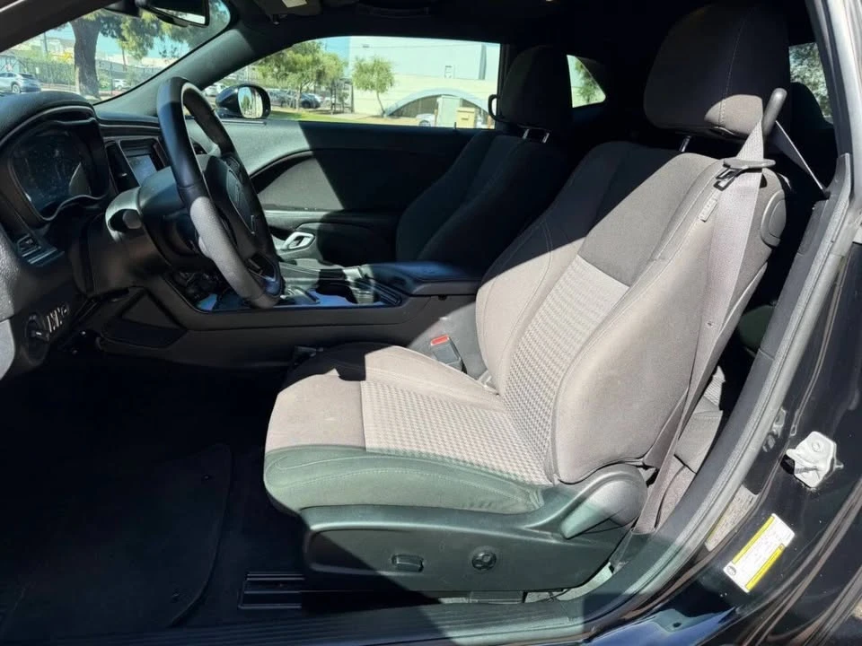 2018 Dodge Challenger 3rd Gen - Image 13 of 20