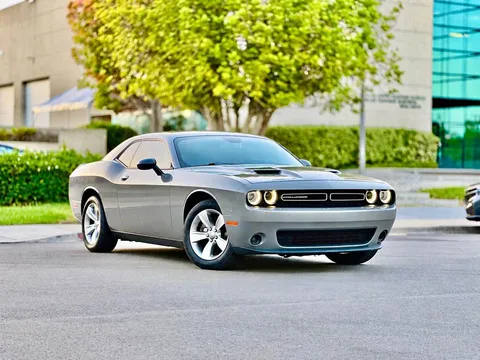 2018 Dodge Challenger SXT Coupe 2D