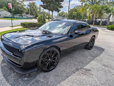 2018 Dodge Challenger SXT Coupe 2D