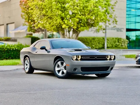 2018 Dodge Challenger SXT Coupe 2D