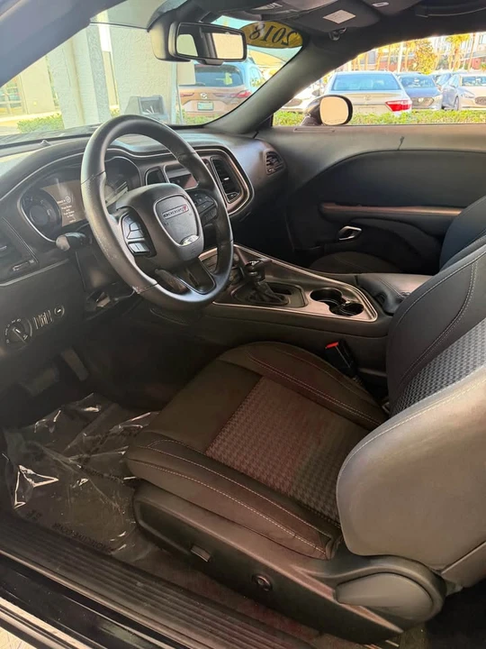2018 Dodge Challenger 3rd Gen - Image 10 of 14