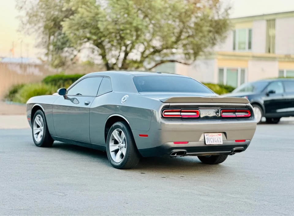2018 Dodge Challenger 3rd Gen - Image 6 of 16