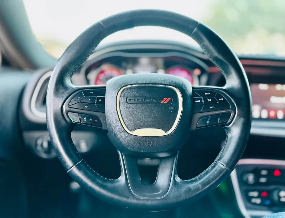 2018 Dodge Challenger 3rd Gen - Image 10 of 16