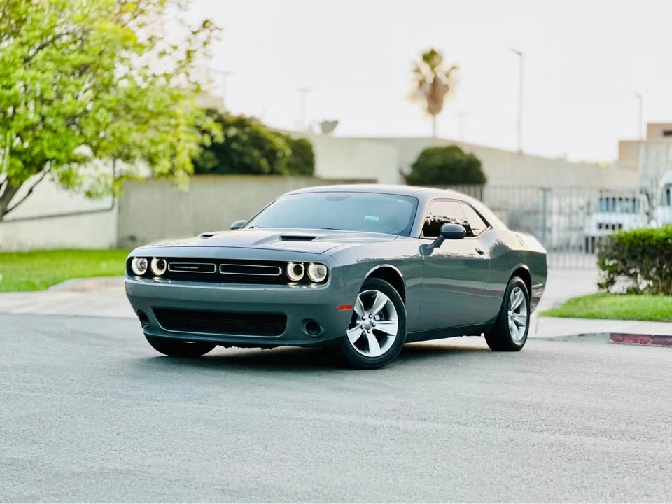 2018 Dodge Challenger 3rd Gen - Image 2 of 16