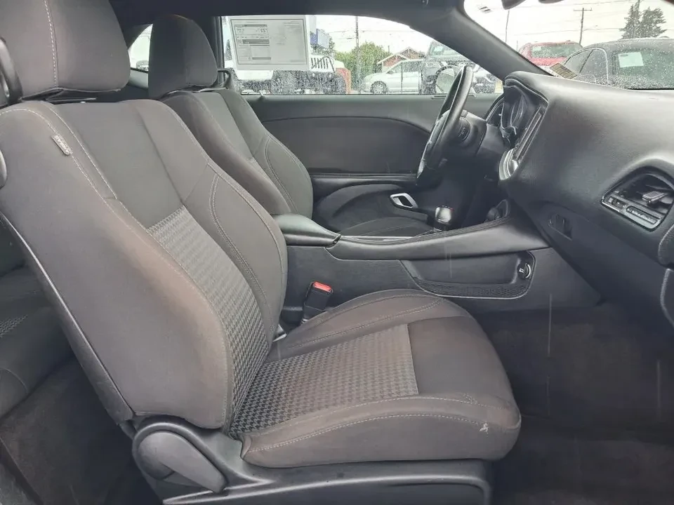 2018 Dodge Challenger 3rd Gen - Image 13 of 16