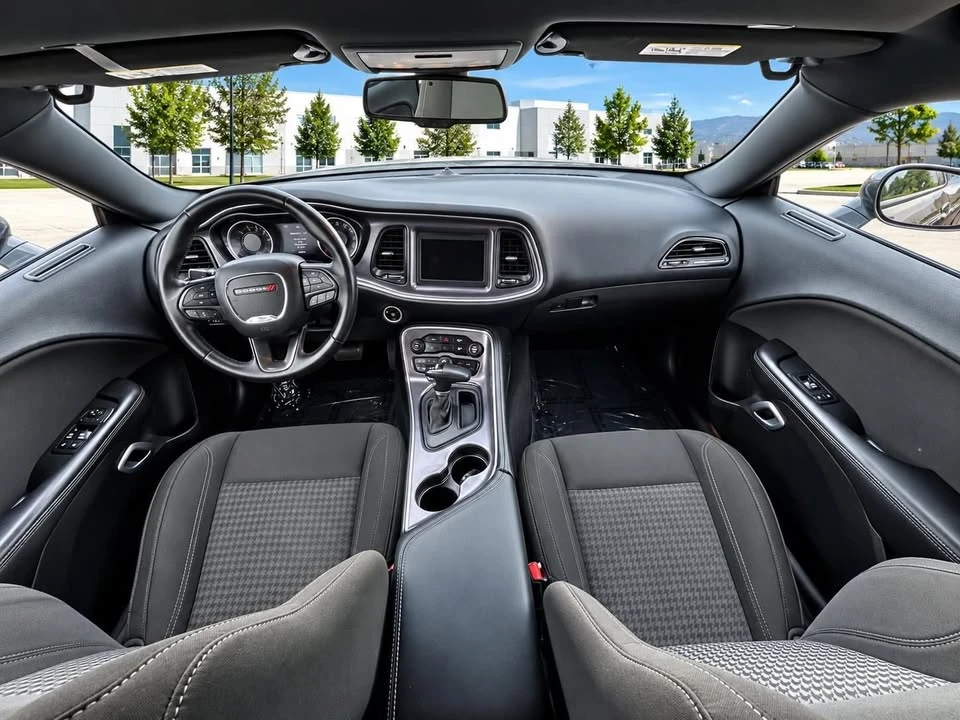 2018 Dodge Challenger 3rd Gen - Image 9 of 11