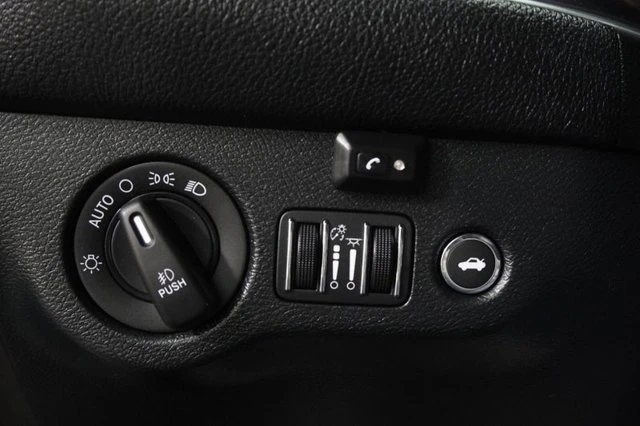 2018 Dodge Challenger 3rd Gen - Image 14 of 16