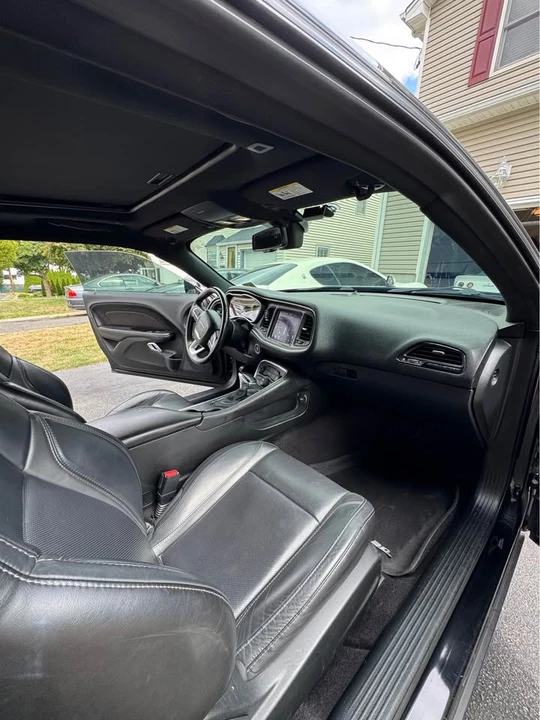 2018 Dodge Challenger 3rd Gen - Image 6 of 14