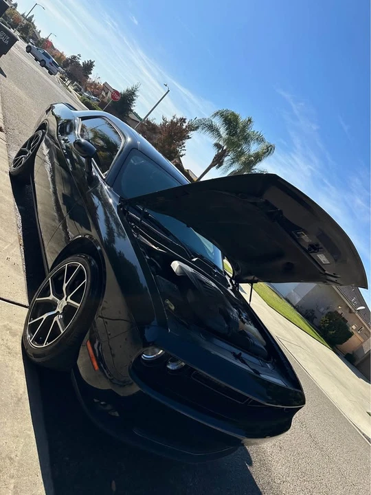 2018 Dodge Challenger 3rd Gen - Image 5 of 15