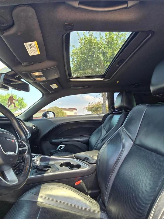 2018 Dodge Challenger 3rd Gen - Image 12 of 17