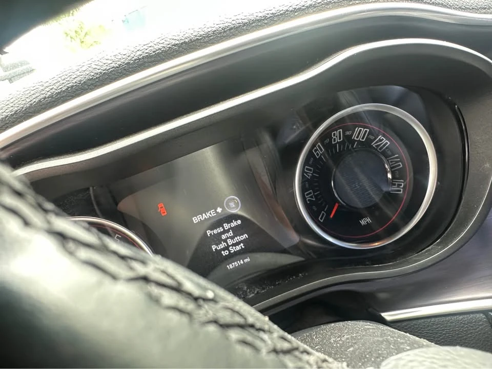 2018 Dodge Challenger 3rd Gen - Image 6 of 7