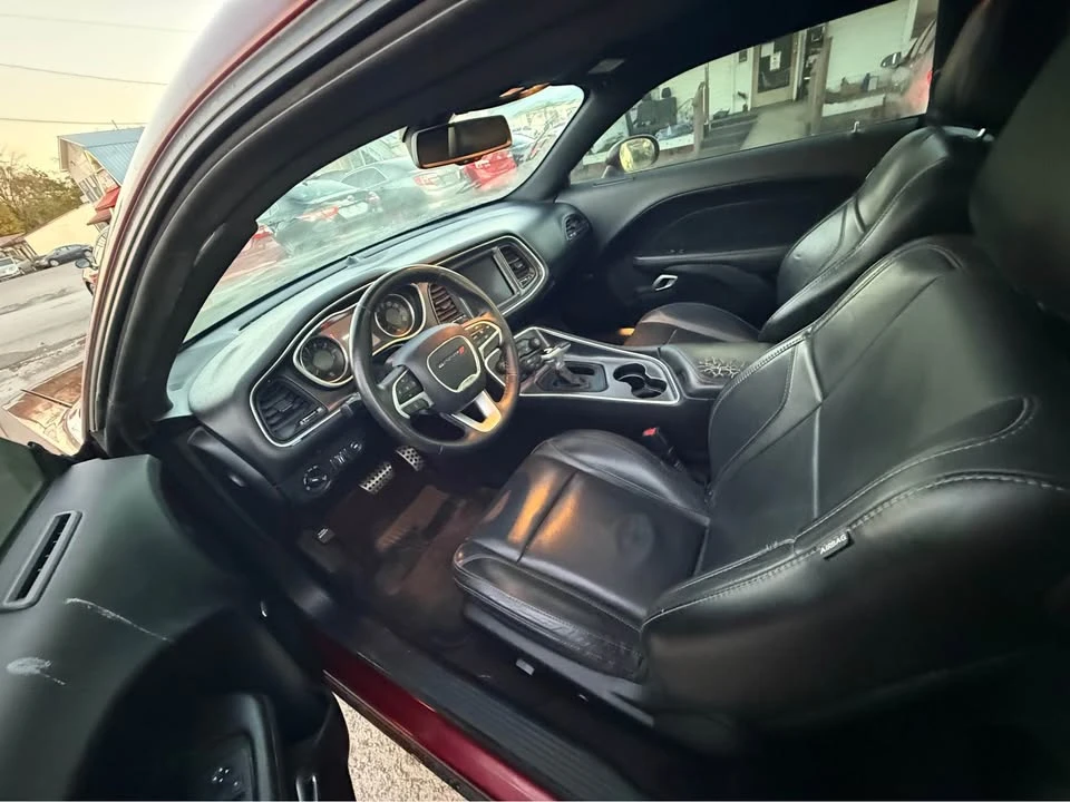 2018 Dodge Challenger 3rd Gen - Image 5 of 14