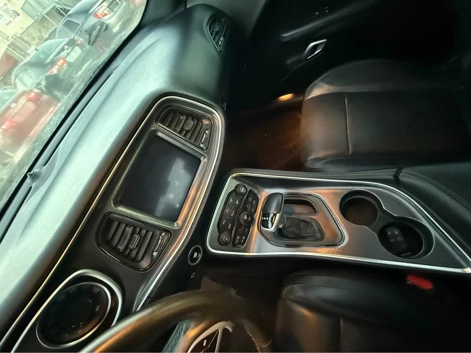 2018 Dodge Challenger 3rd Gen - Image 8 of 14
