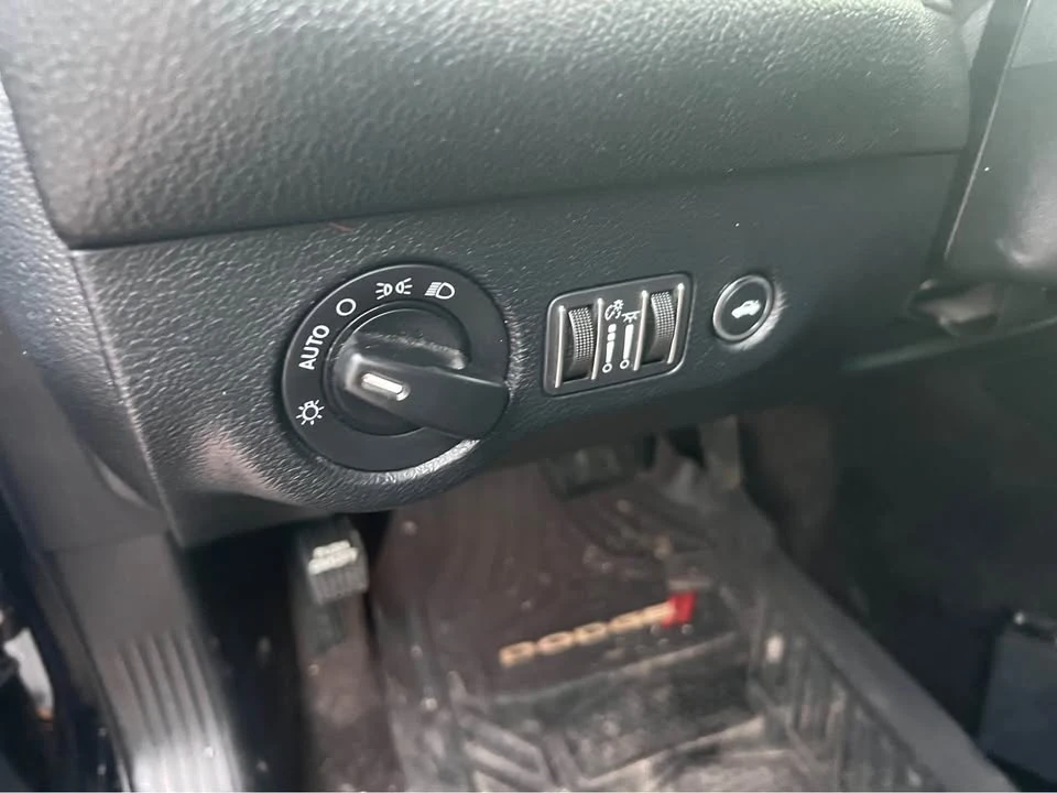 2018 Dodge Challenger 3rd Gen - Image 8 of 11