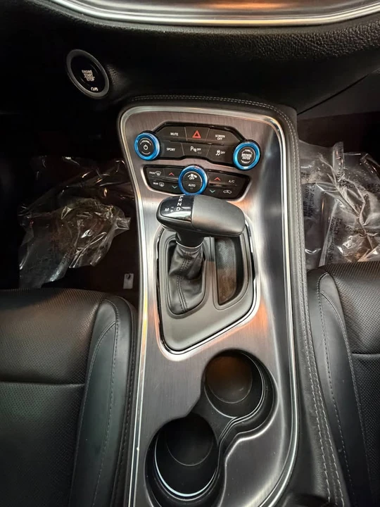 2018 Dodge Challenger 3rd Gen - Image 15 of 20