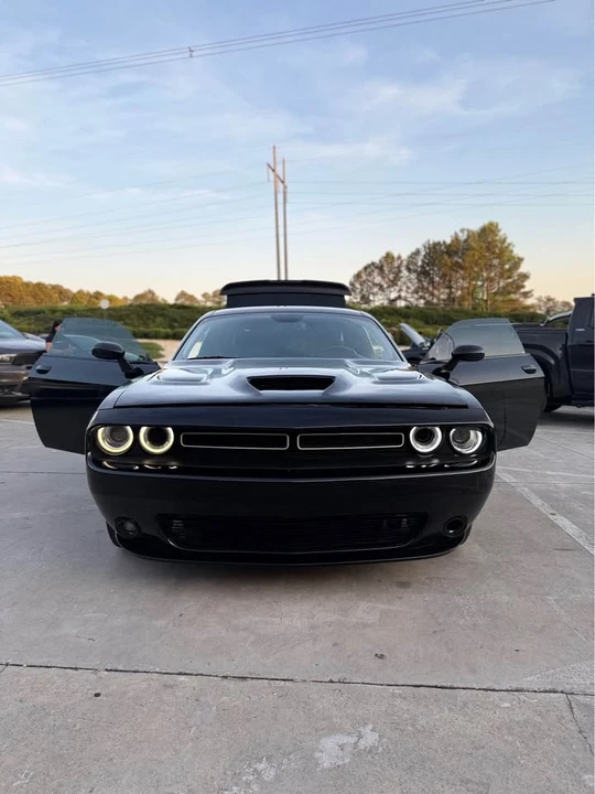 2018 Dodge Challenger - Image 4 of 20