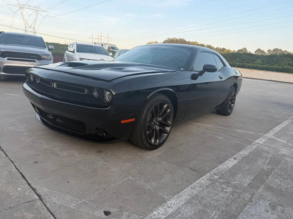 2018 Dodge Challenger - Image 17 of 20