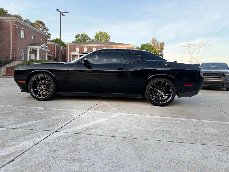 2018 Dodge Challenger - Image 13 of 20