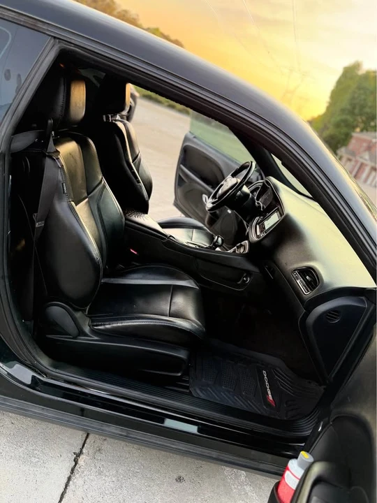 2018 Dodge Challenger - Image 6 of 20