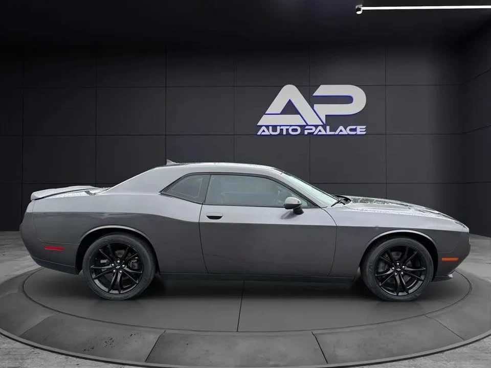 2018 Dodge Challenger 3rd Gen - Image 6 of 11