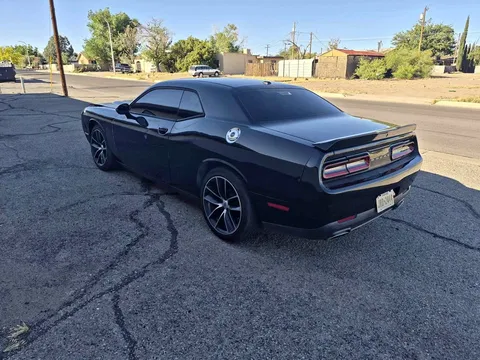2018 Dodge Challenger SXT Plus