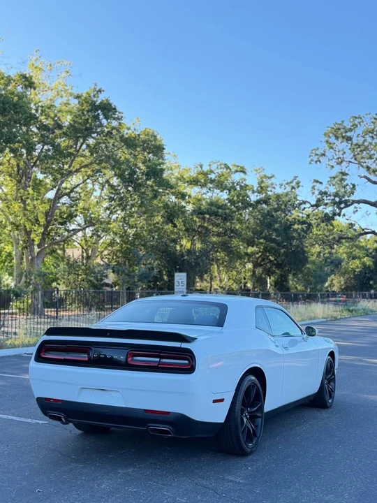 2018 Dodge Challenger 3rd Gen - Image 4 of 13