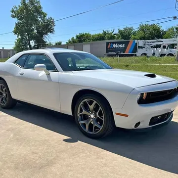 2018 Dodge Challenger SXT Plus