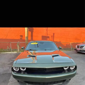 2018 Dodge Challenger SXT Plus