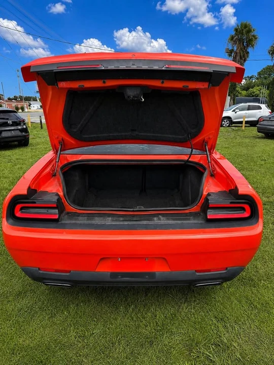2018 Dodge Challenger 3rd Gen - Image 7 of 11
