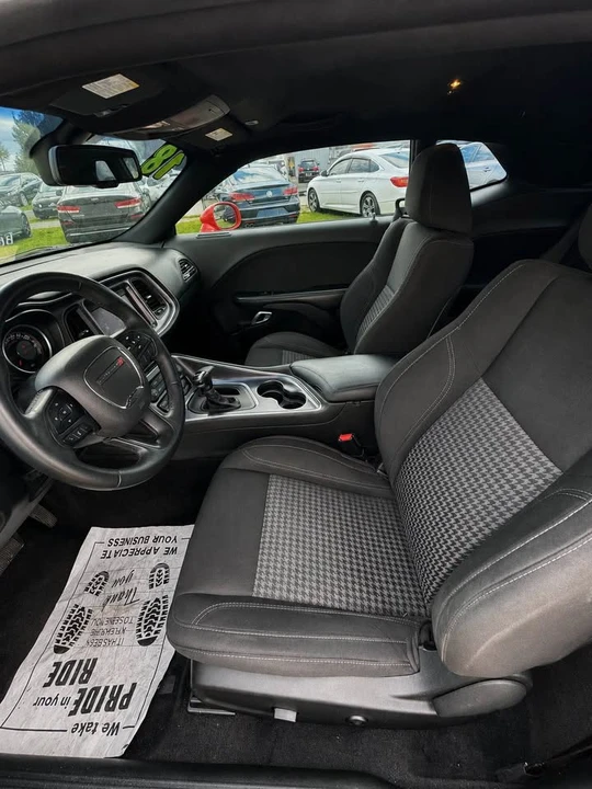 2018 Dodge Challenger 3rd Gen - Image 9 of 11