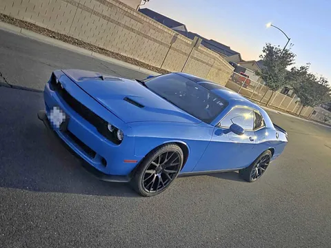 2018 Dodge Challenger SXT Plus