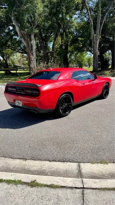 2018 Dodge Challenger 3rd Gen - Image 14 of 20