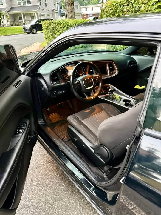 2018 Dodge Challenger 3rd Gen - Image 9 of 9