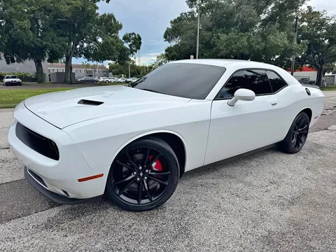2018 Dodge Challenger SXT Plus