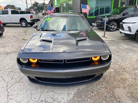 2018 Dodge Challenger SXT Plus
