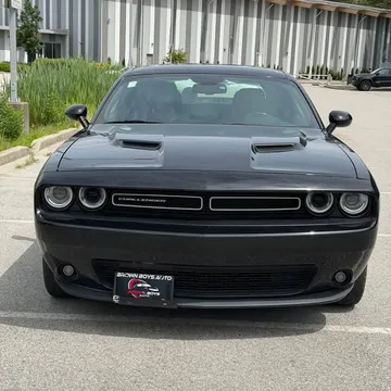 2018 Dodge Challenger SXT Plus