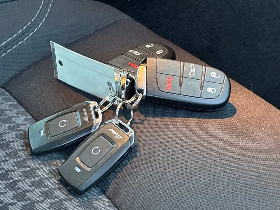 2018 Dodge Challenger - Image 7 of 20