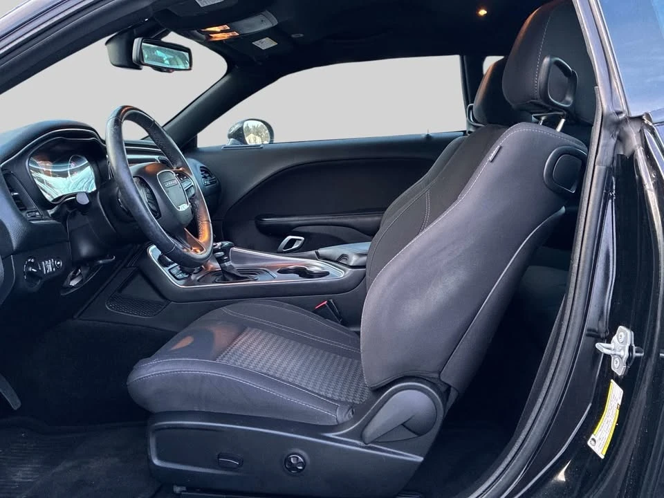 2018 Dodge Challenger - Image 17 of 20