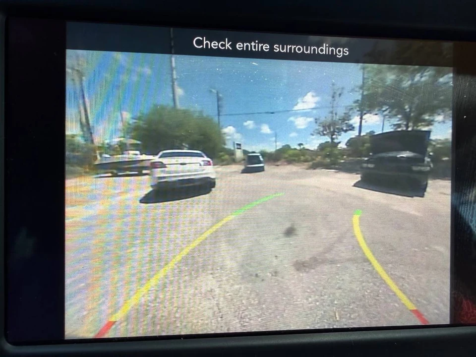 2018 Dodge Challenger 3rd Gen - Image 15 of 16