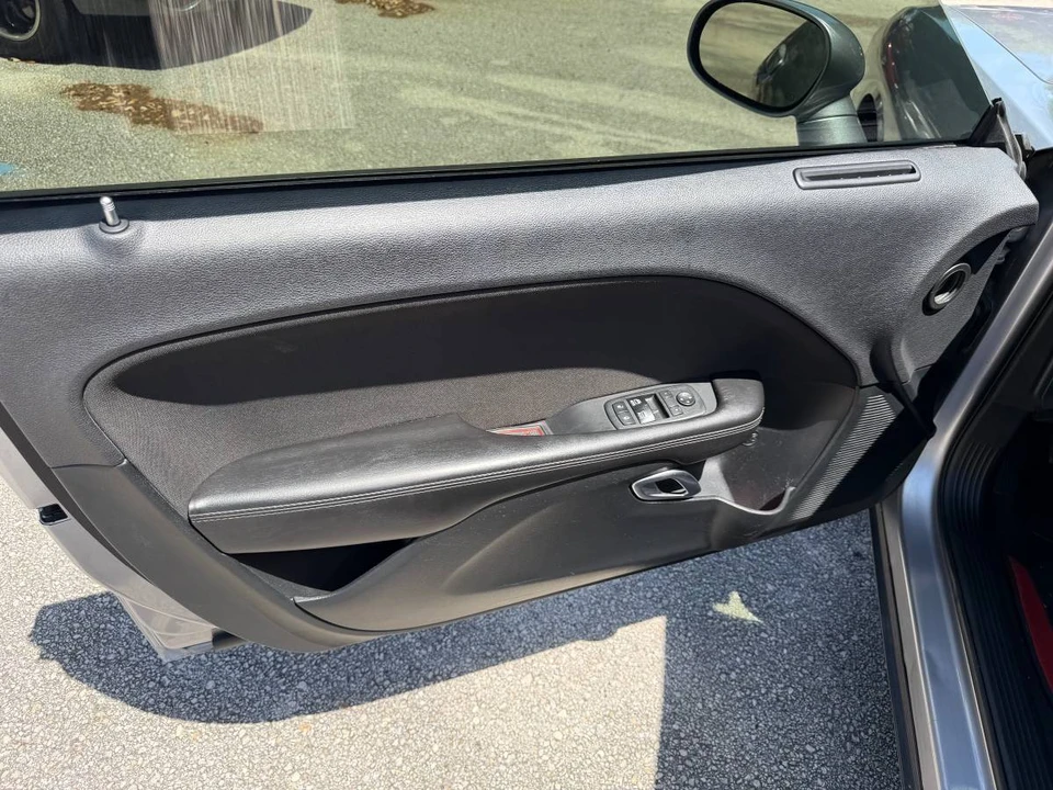 2018 Dodge Challenger 3rd Gen - Image 11 of 16