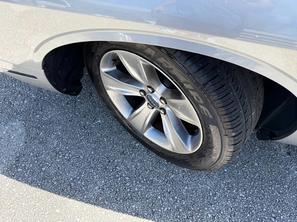 2018 Dodge Challenger 3rd Gen - Image 9 of 16