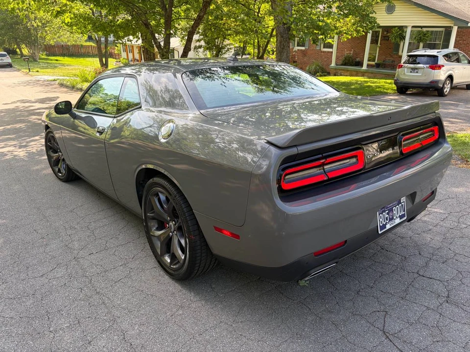 2018 Dodge Challenger 3rd Gen - Image 10 of 20